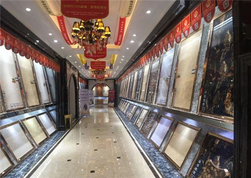 金伯爵士陶瓷，揭秘几线品牌背后的故事与魅力