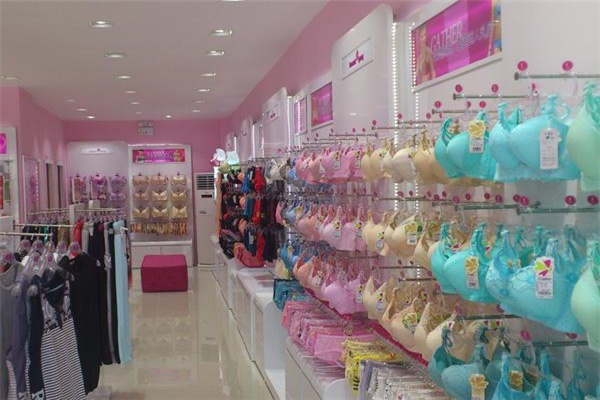 乡村内衣店经营攻略，小而美，温馨有特色