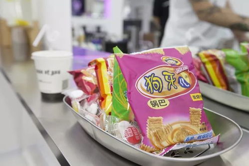 花漾食趣，盘点那些适合装花的零食品牌，让你的零食盒也能成为艺术品！