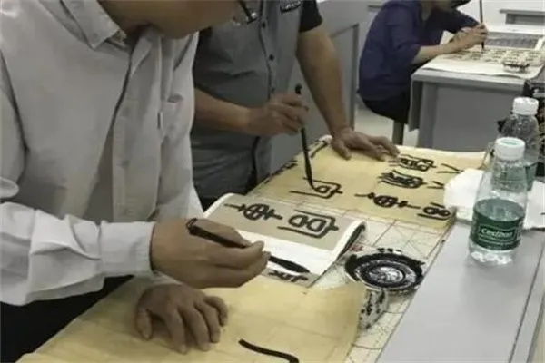 青海品牌书法加盟店推荐及案例分析