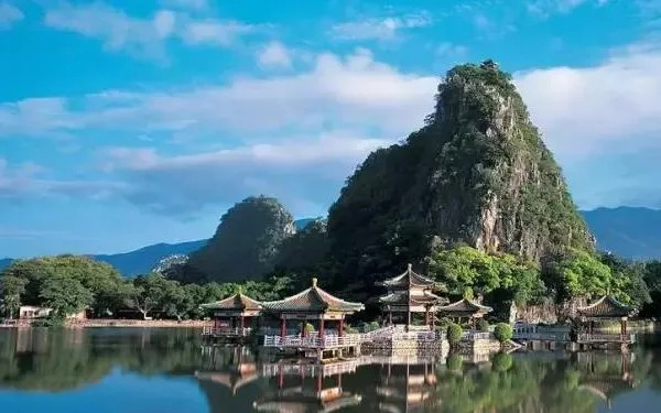 肇庆旅游攻略，探秘肇庆十大热门景点，每一处都是美景如画！