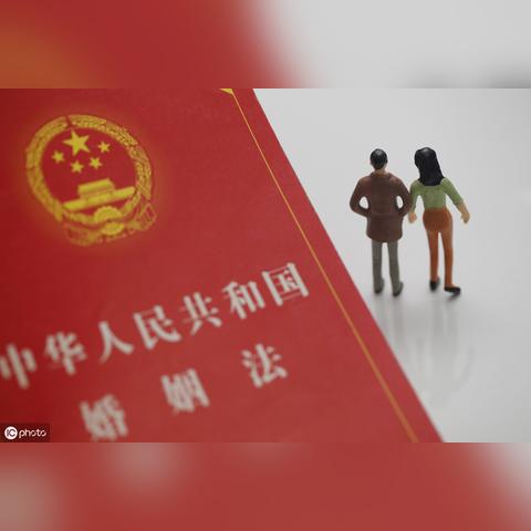 想查老公的微信聊天记录,急!跪求支招1个月 紧急求助，如何查看配偶的微信聊天记录？