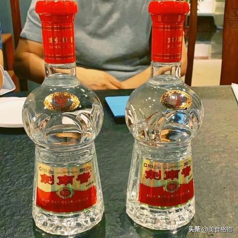 探寻好入喉的高档白酒品牌，品味人生佳酿！