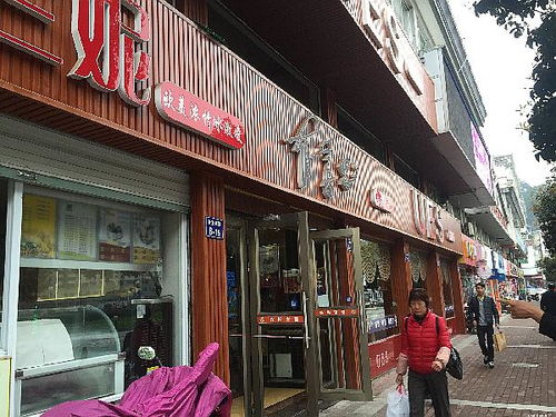 滨州品牌衣服加盟店推荐及案例分析