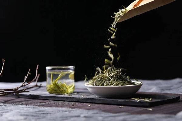 品味茶香，尽在指尖—走进茶叶品牌的世界
