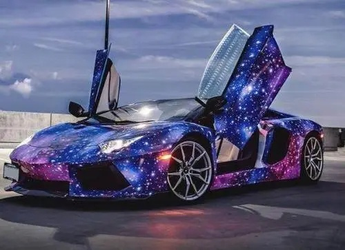 豪车世界里的璀璨星辰—盘点那些令人心动的品牌及代表车型