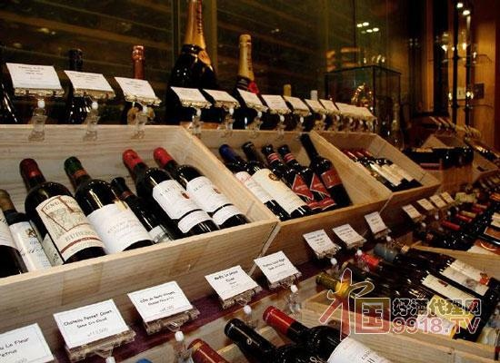 红酒品牌专柜加盟店推荐—探寻热门品牌与加盟机会