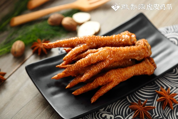 探寻美味鸡爪零食品牌，让你一口接一口停不下来！