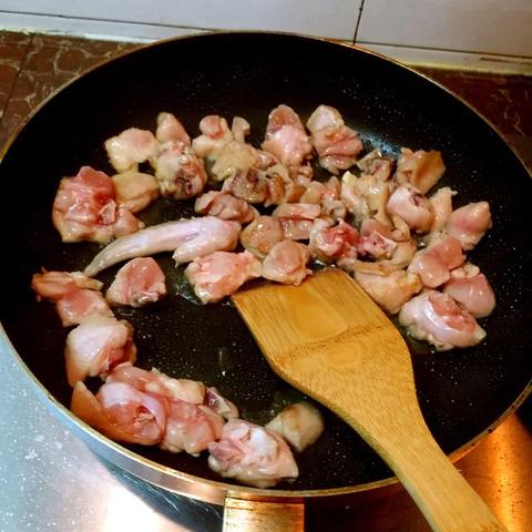 盘点近期火爆的白酒品牌，哪些酒让你一喝难忘？