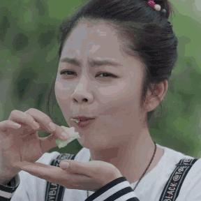旋风少女零食，为青春活力加食能量！