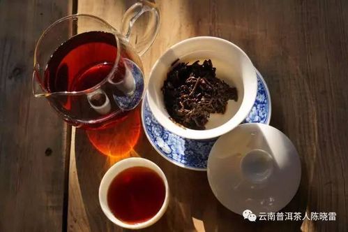 探寻红色大茶叶的传奇品牌，品味茶香中的历史韵味