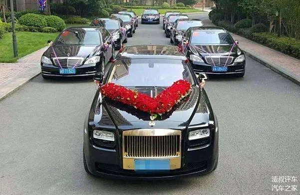 婚车跟车品牌大盘点，让你的婚礼车队闪耀全场！