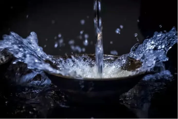 探寻最像水的白酒—揭秘白酒界的水之魂
