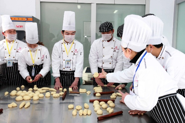 新手如何入门西点烘焙—揭秘最佳学习途径