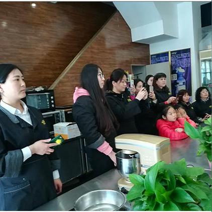 学蛋糕西点，开启甜蜜事业之旅—报名指南全解析