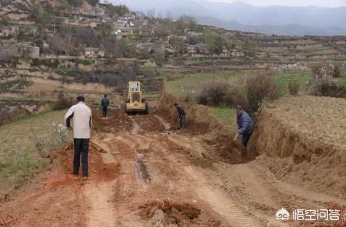 修乡村公路，如何让老百姓心甘情愿地缴费？