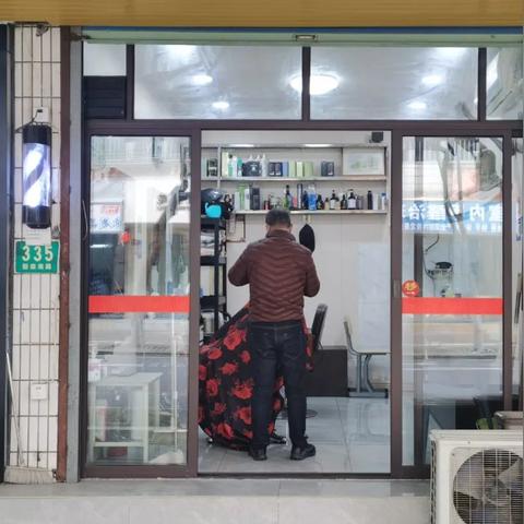 打造崇明区地标性品牌门面