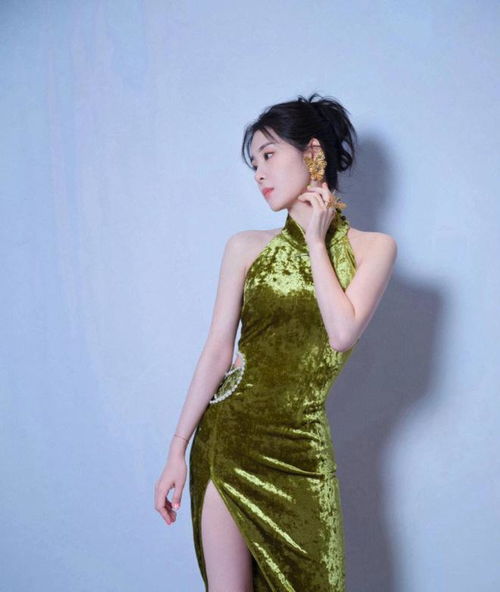 旗袍变晨袍—女生必备的优雅品牌推荐