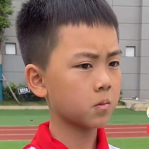怎麼偷看別人微信聊天记录呢 如何偷偷查看别人微信聊天记录