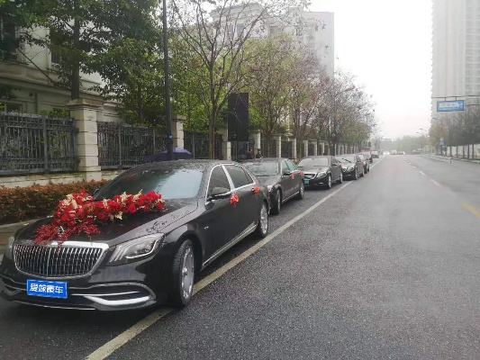 婚车选品牌车，彰显品味与尊贵