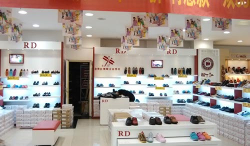 品牌女鞋加盟店推荐—热门品牌女鞋加盟店一览