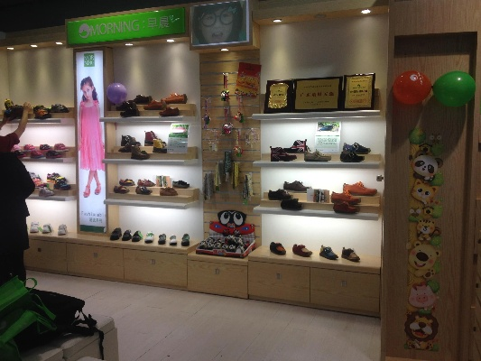梧州品牌童鞋加盟店推荐及案例分析