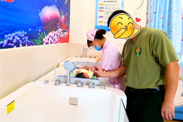 品牌CF母婴—守护宝宝成长的温馨港湾