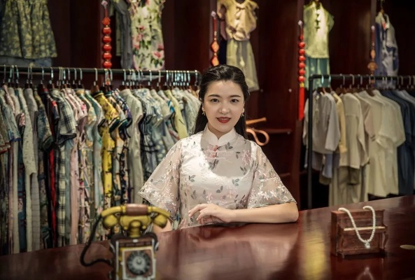 四川风情旗袍，穿越时空的美丽传奇—探寻四川风格旗袍品牌店铺