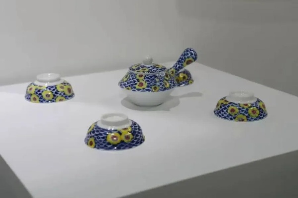 百年陶瓷品牌，传承与创新的艺术之旅