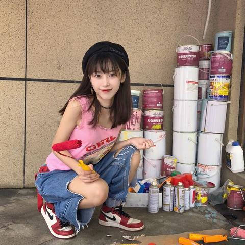打造爆款商品广告网站，轻松吸引顾客眼球！