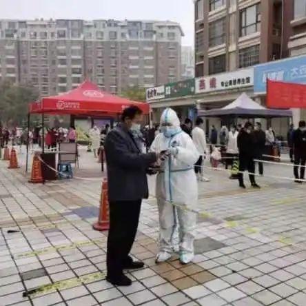四年级学生如何轻松绘制乡村名片—简单步骤与创意案例分享