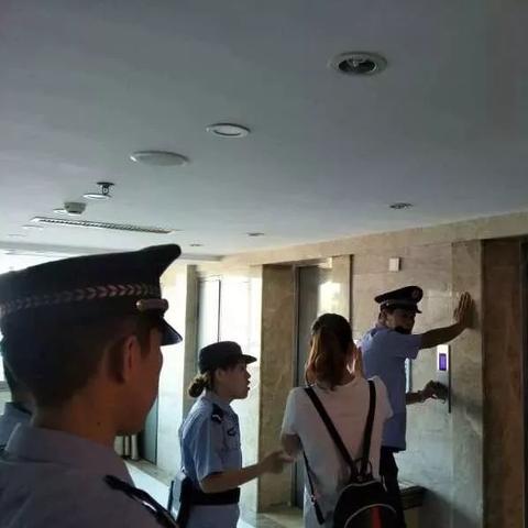 如何查他人在酒店的入住记录 揭秘酒店入住记录查询，如何轻松追踪他人行踪？