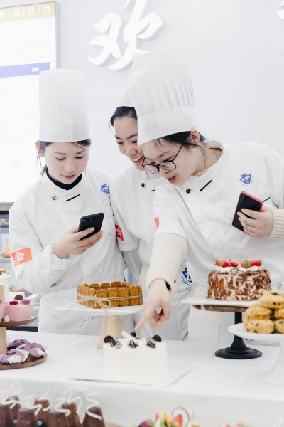威海西点师成长之路，揭秘西点学习圣地