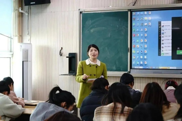 评课乡村四月—探寻语文教学的魅力与实效