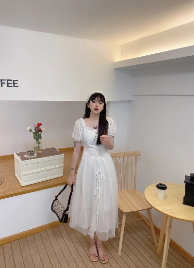 平价时尚微胖女性也能拥有的医药品牌连衣裙