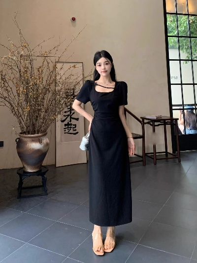 平价时尚微胖女性也能拥有的医药品牌连衣裙