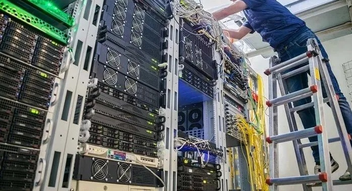搭建物理服务器，从零开始打造你的网络中枢
