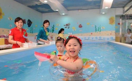 加盟北京市早教游泳中心，开启宝贝的水中乐园
