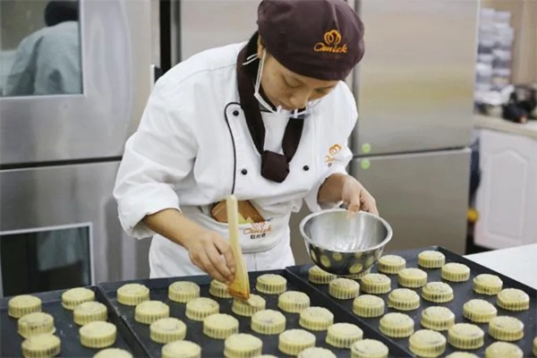 佛山西点师成长之路，揭秘西点师培训圣地