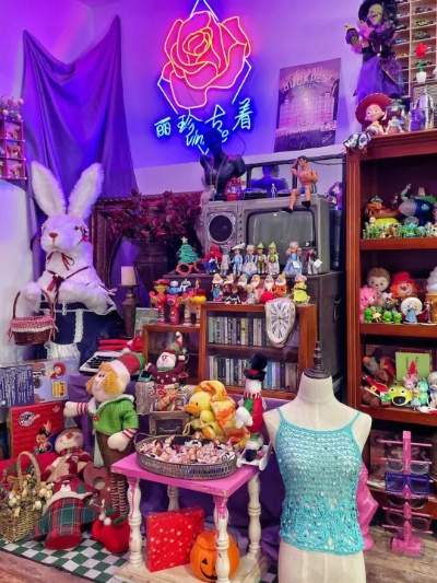 中古玩具与复古风潮下的淘宝衣服品牌探秘