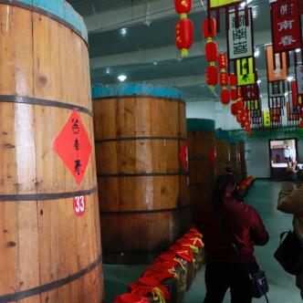 盘点那些值得封存收藏的白酒品牌，每一滴都是时间的精华