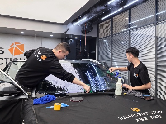 车大师车膜—守护爱车，尽享清凉驾驶体验