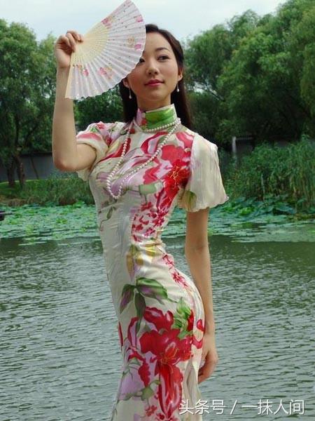 子涵品牌旗袍，传统与现代的完美融合，穿上它，你就是最美的东方佳人！