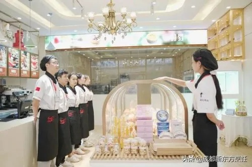 西点梦想启航，开面包店前的学习之路