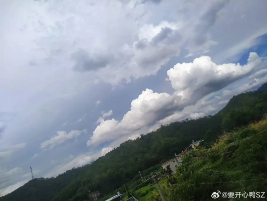 手机拍乡村云朵，捕捉大自然的诗意瞬间