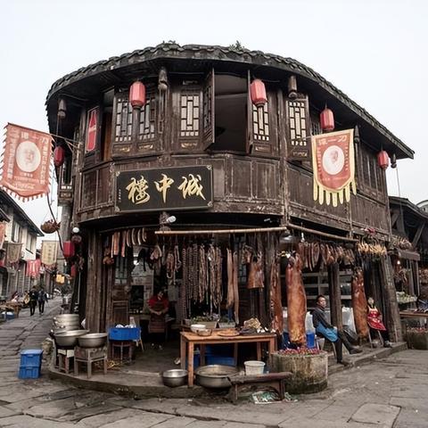 丽江旅游必去景点排行榜前十，带你领略古城韵味与自然风光