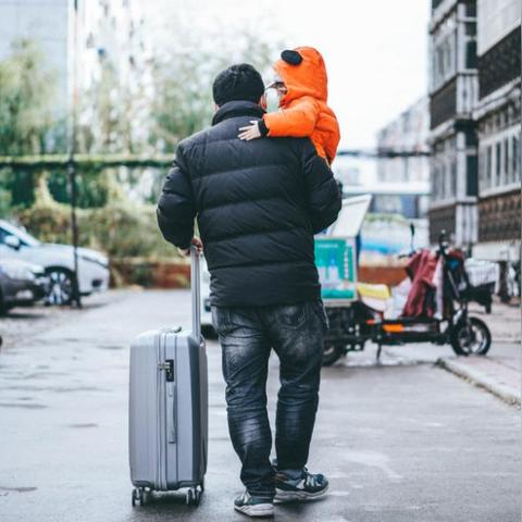 如何查看老公删除的手机短信内容,聊天记录都能查吗 如何查看老公删除的手机短信内容，聊天记录能否一探究竟？