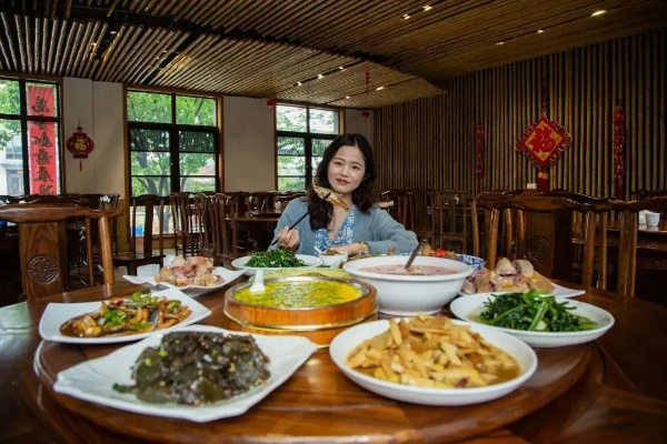 乡村饭店营销管理攻略，让乡村美食香飘四方