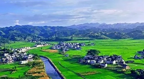 中国乡村小镇的崛起之路—探索发展新模式