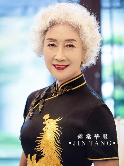 老年定制旗袍品牌排行榜，专属银龄的东方美学之旅